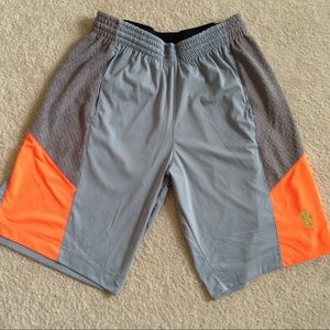 MENS Basketball Athletic Shorts Large